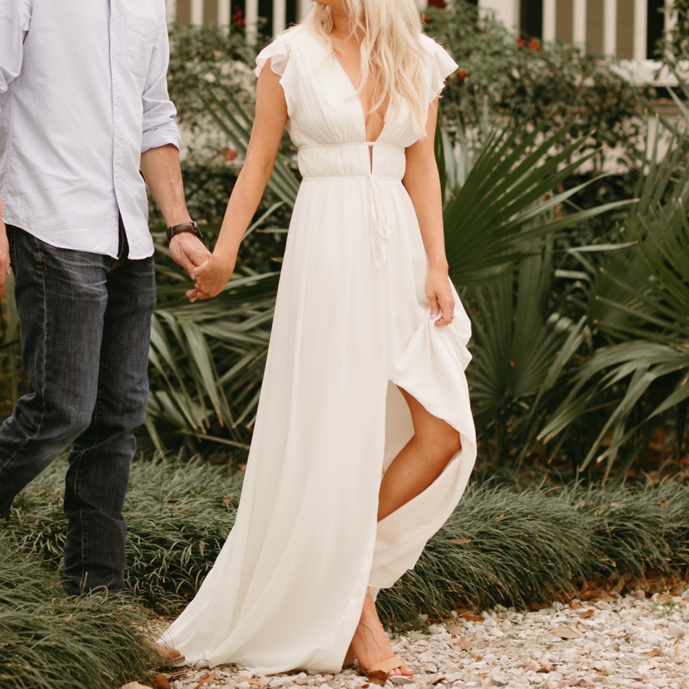 Lulu’s I’m All Yours cream maxi XS